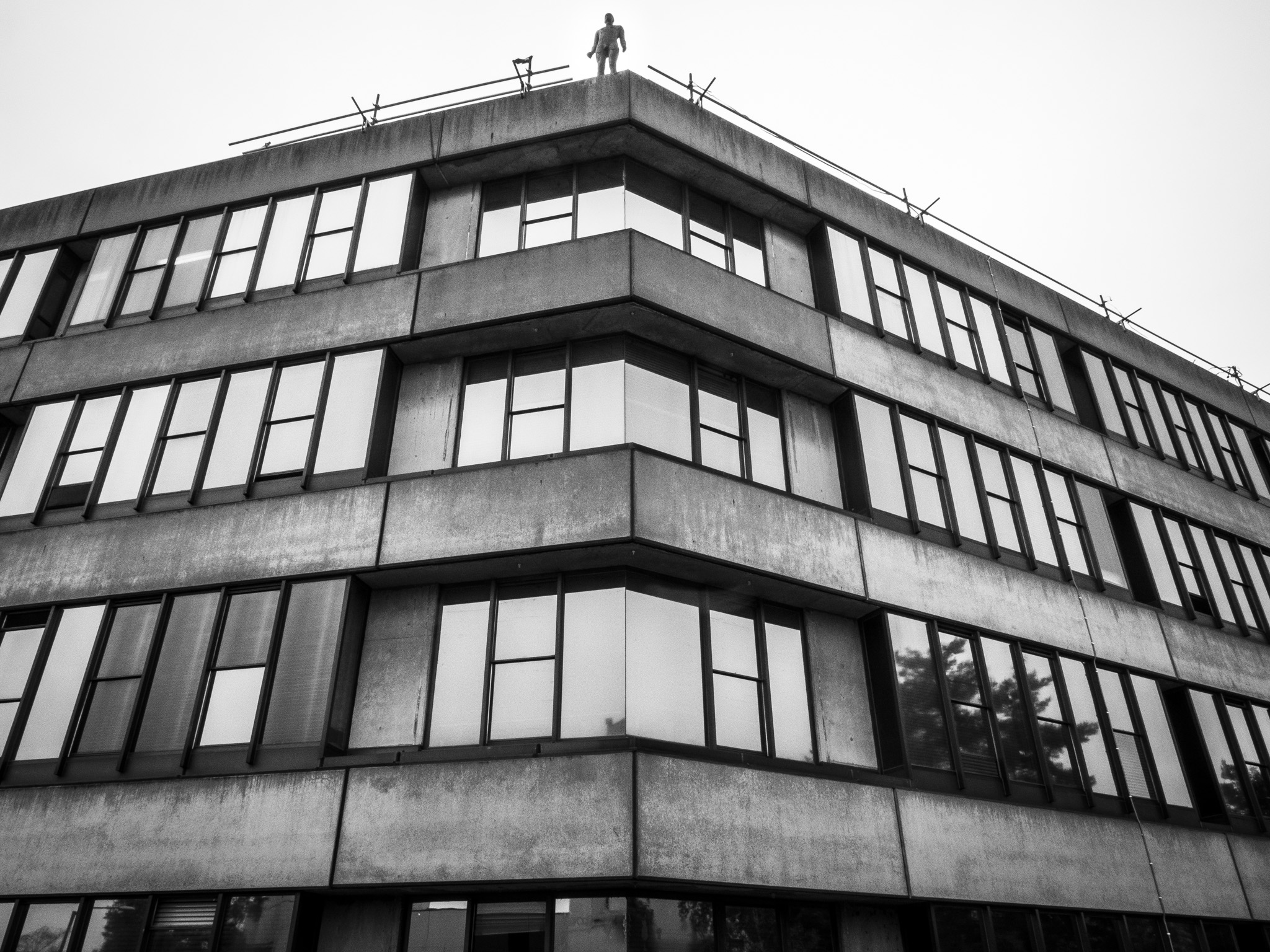 Antony Gormley UEA 4